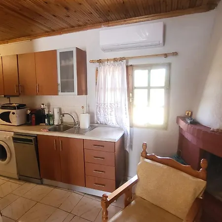 Peaceful 2-Bedroom House 500M From Beach Neo Epivates Exterior photo