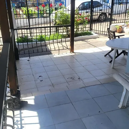 Peaceful 2-Bedroom House 500M From Beach Neo Epivates Exterior photo