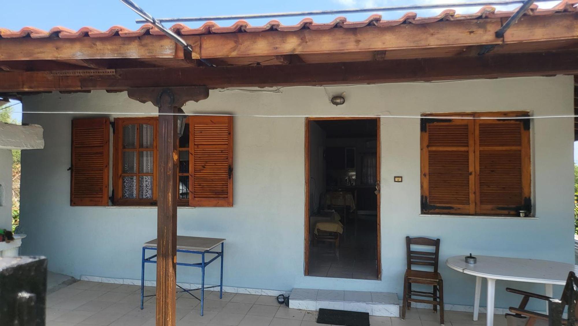 Peaceful 2-bedroom House 500m From Holiday home *
